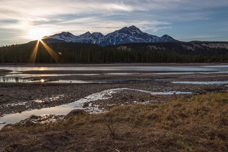 canada train tours for seniors