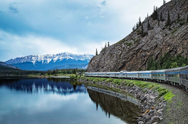 Canada Rail Vacations | Cross Canada Train Trips & Tours