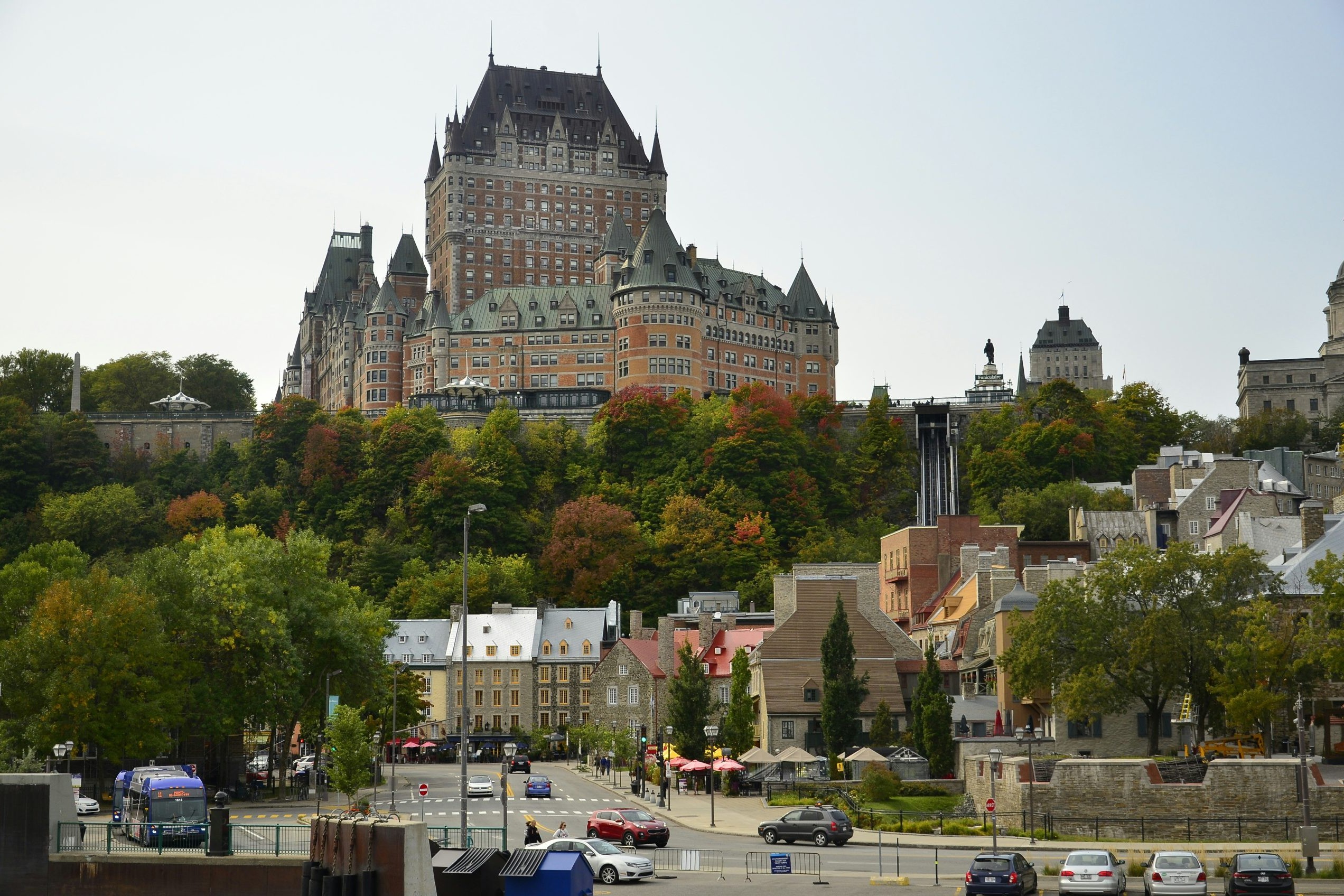 train tours of canada